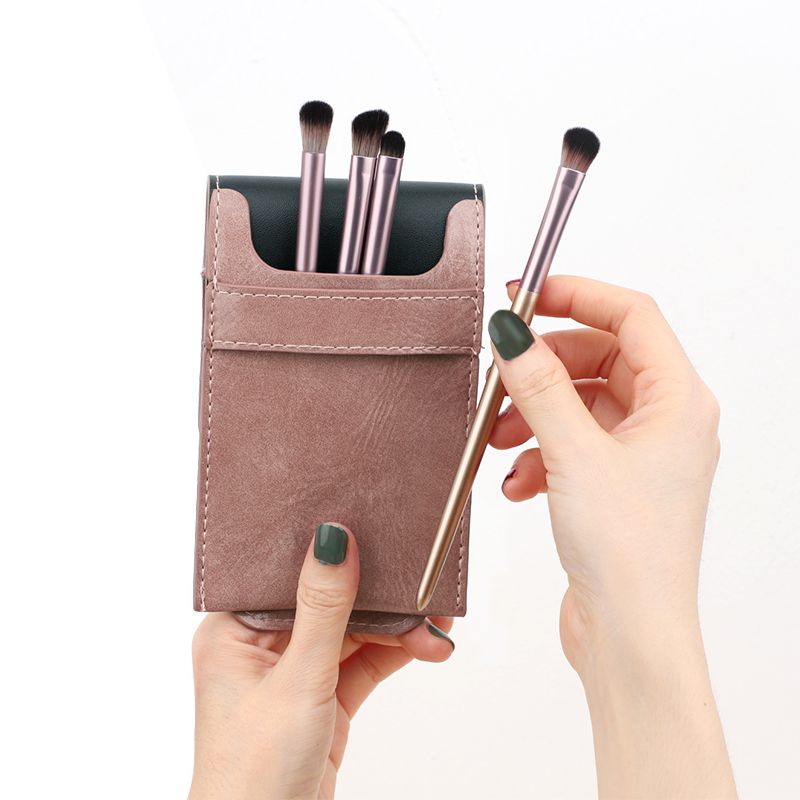 Indian Beauty E-Commerce Sees 30% Growth in Brush Sales: Natural Bristle vs. Synthetic Bristle Debate Continues-1