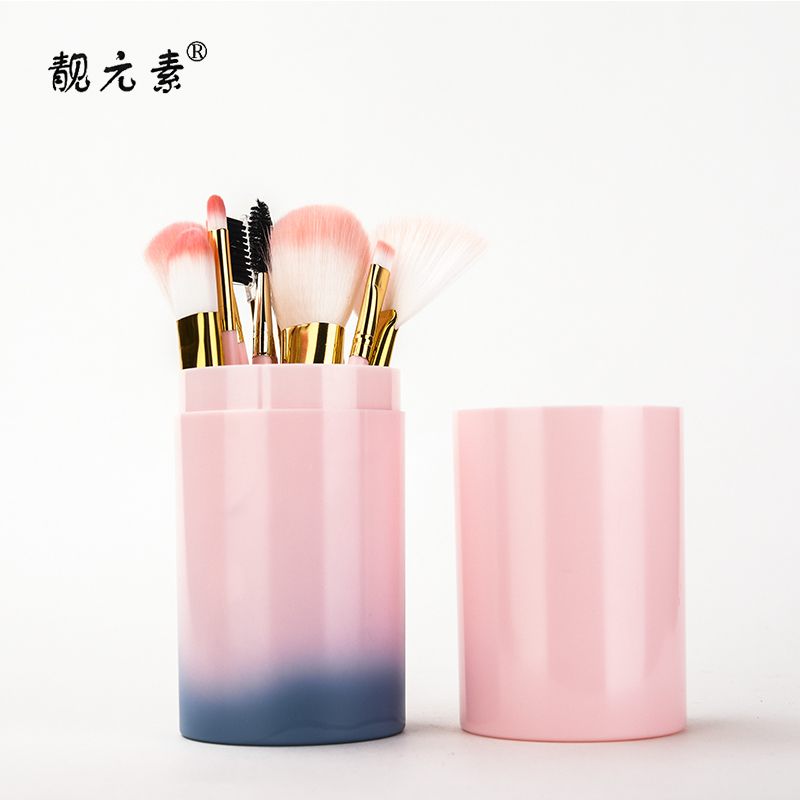 Japanese Brush Makers Pioneer Handcrafted Bristle Techniques for High-End Makeup Tools-2